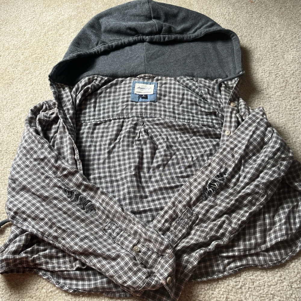 American Eagle Black and White Plaid Shirt